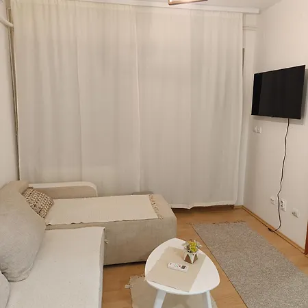 Lovely One Bedroom Apartment Belgrade